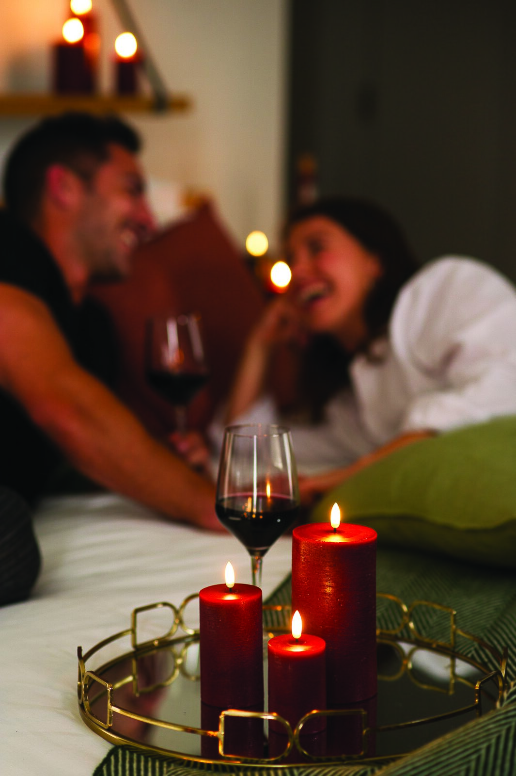 Romantic-Red-Assorted-Candles Uyuni LED Stumpenkerze 5x7,5cm Carmine Red