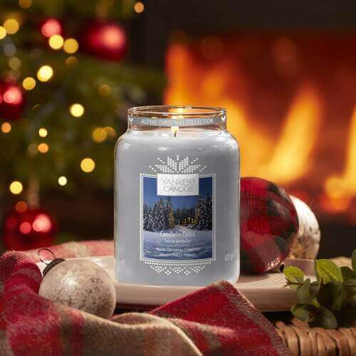 Candlelit Cabin 623g