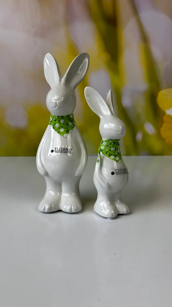 Hase Gabrio mit Halstuch grün 16cm cremeweiß