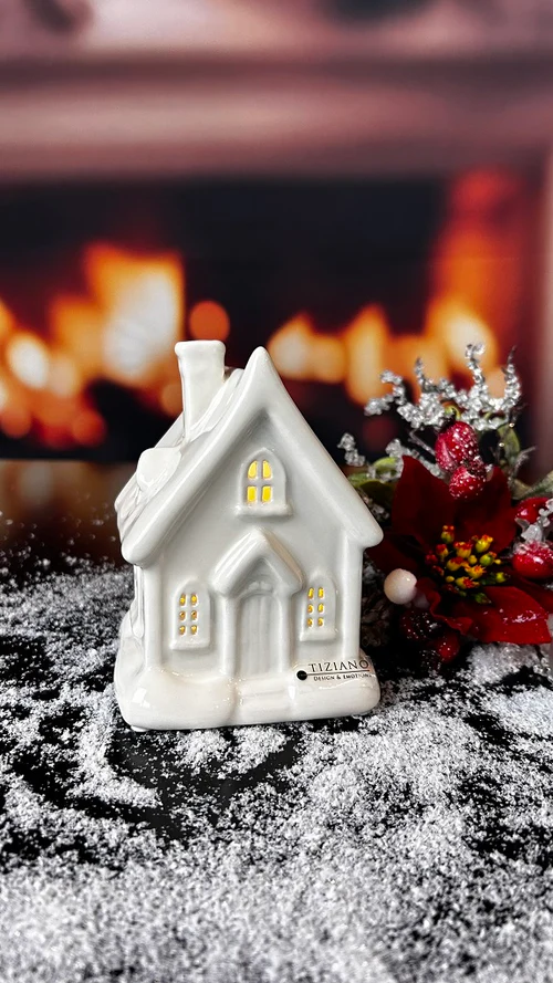 Lichthaus Cascata mit Schnee 13cm LED cremeweiß