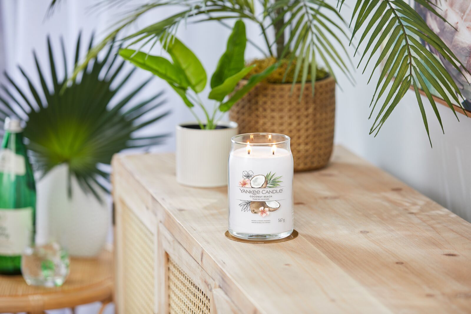 Coconut-Beach_enviro-1 Coconut Beach Signature Large Jar 567g 2-Docht