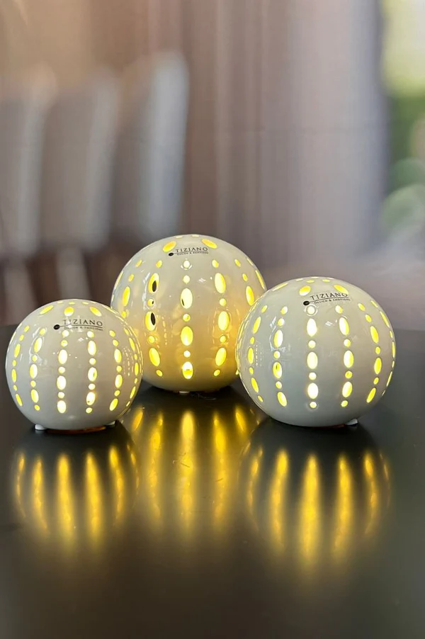 Lichtkugel Burano 18cm LED creme