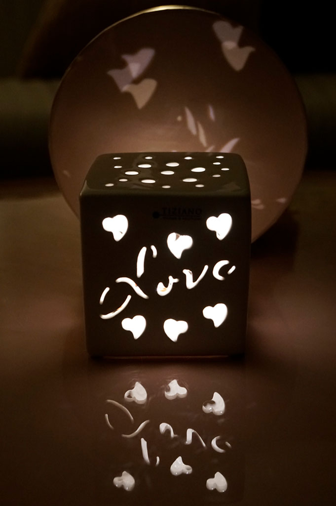 Würfel Tuardo 9cm Liebe LED creme