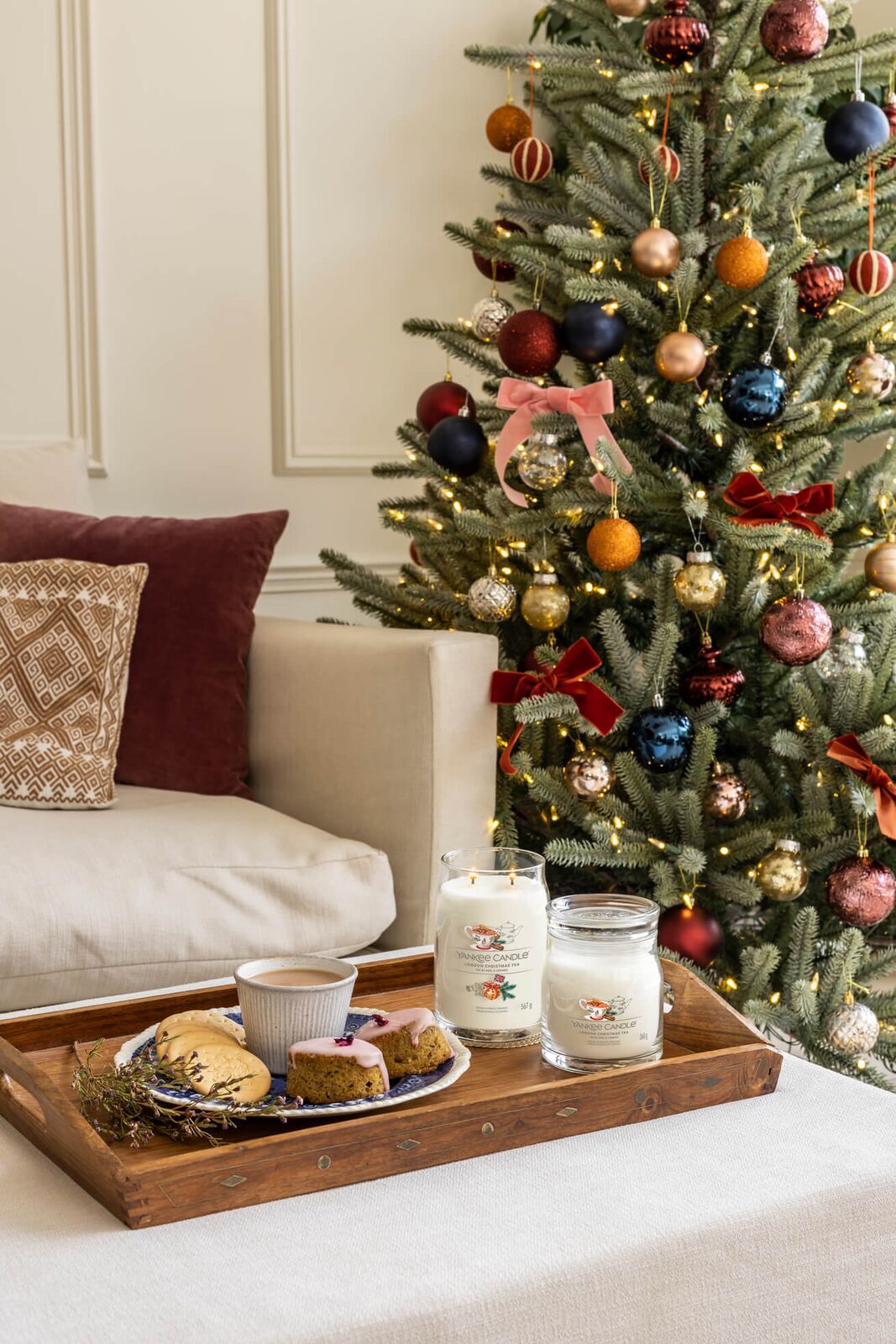 London Christmas Tea Signature Medium Jar 368g 2-Docht London Christmas Tea Signature Medium Jar 368g 2-Docht