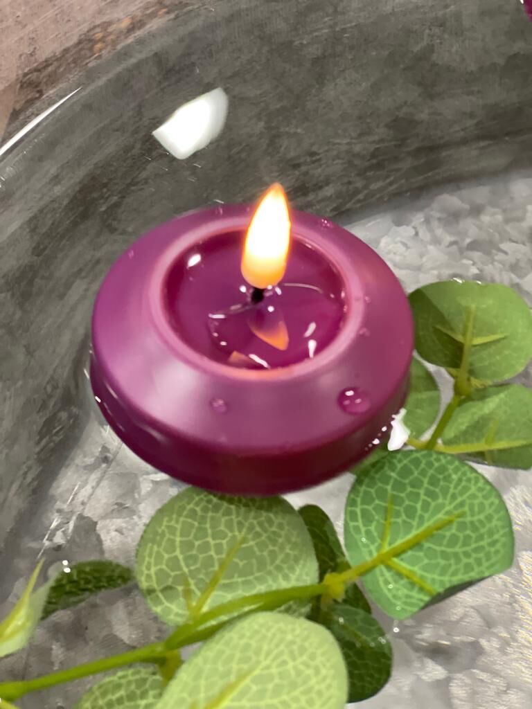 Schwimmendes Maxi Teelicht LED violett