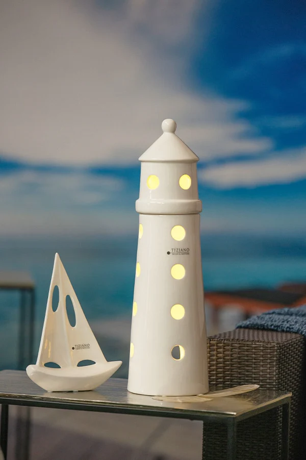 Leuchtturm Farol LED cremeweiß 41cm Leuchtturm Farol LED cremeweiß 41cm