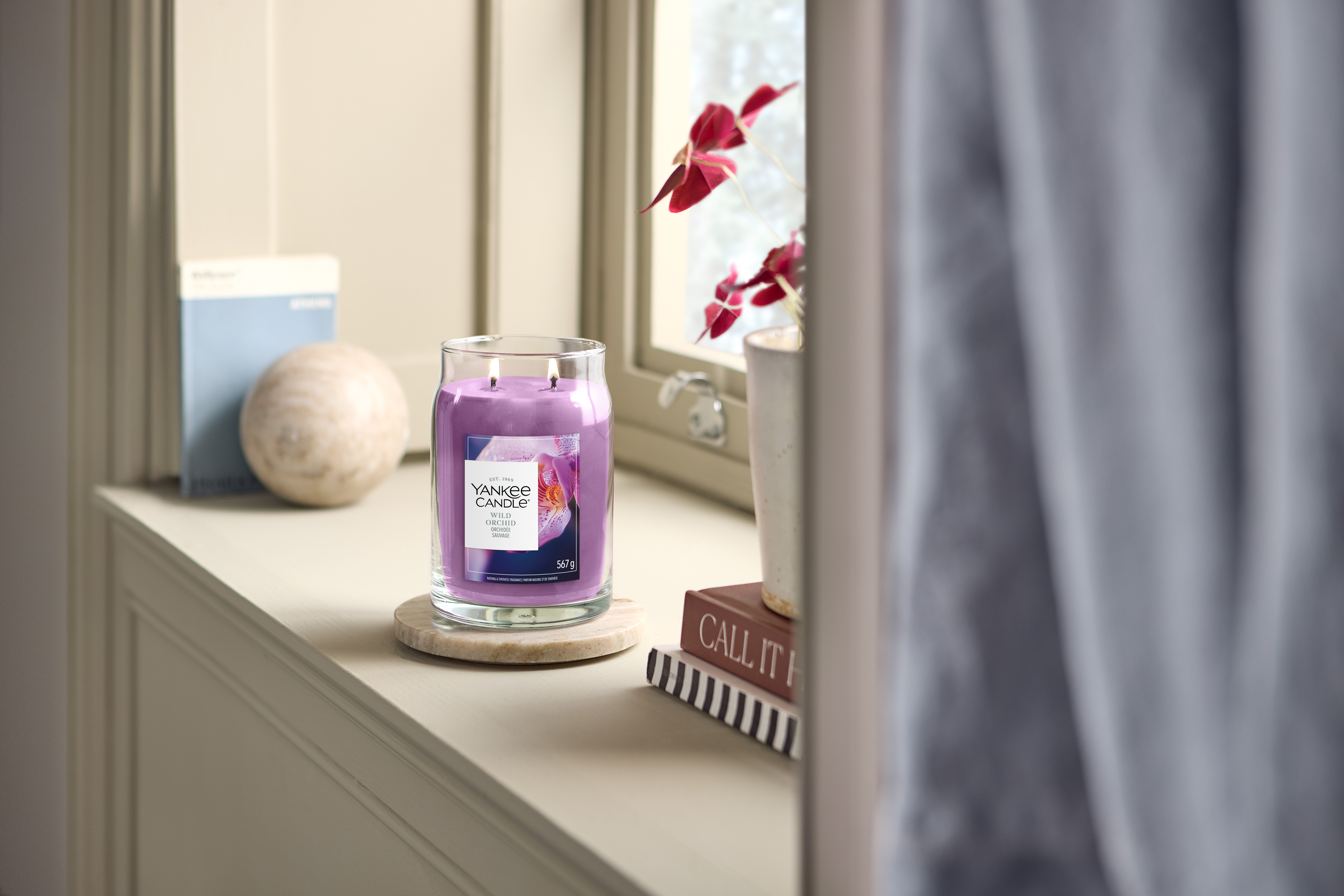 Wild Orchid Signature Large Jar 567g 2-Docht Wild Orchid Signature Large Jar 567g 2-Docht