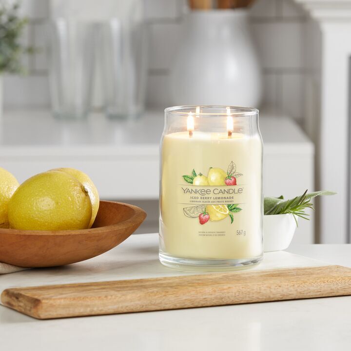 Iced Berry Lemonade Signature Large Jar 567g 2-Docht