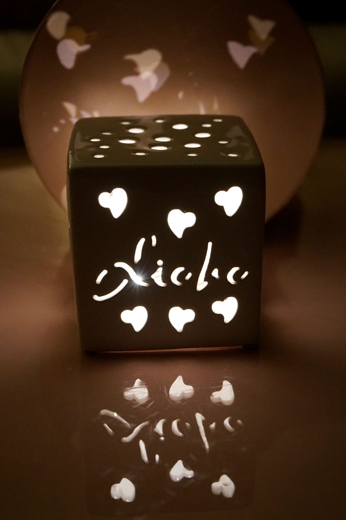 Würfel Tuardo 9cm Liebe LED creme